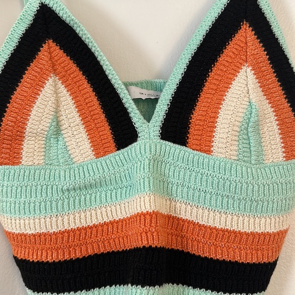 Zara never worn crochet crop top. Size L. - Picture 2 of 3